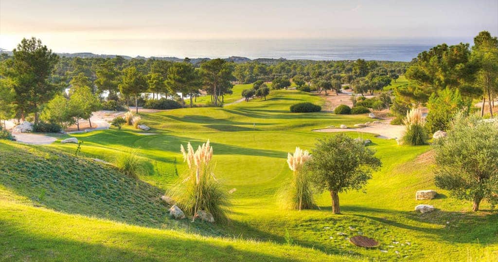 Golf courses in Larnaca